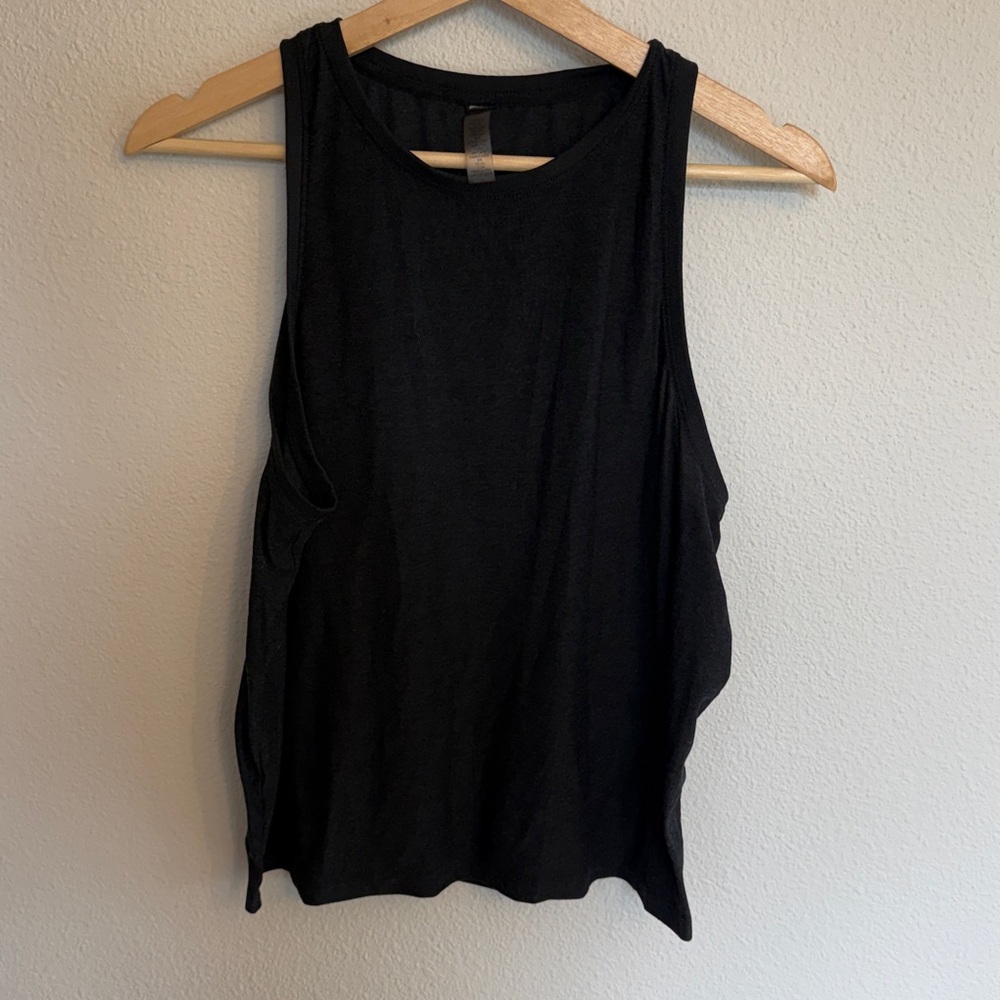 EUC Beyond Yoga Featherweight Rebalance Tank in Darkest Night